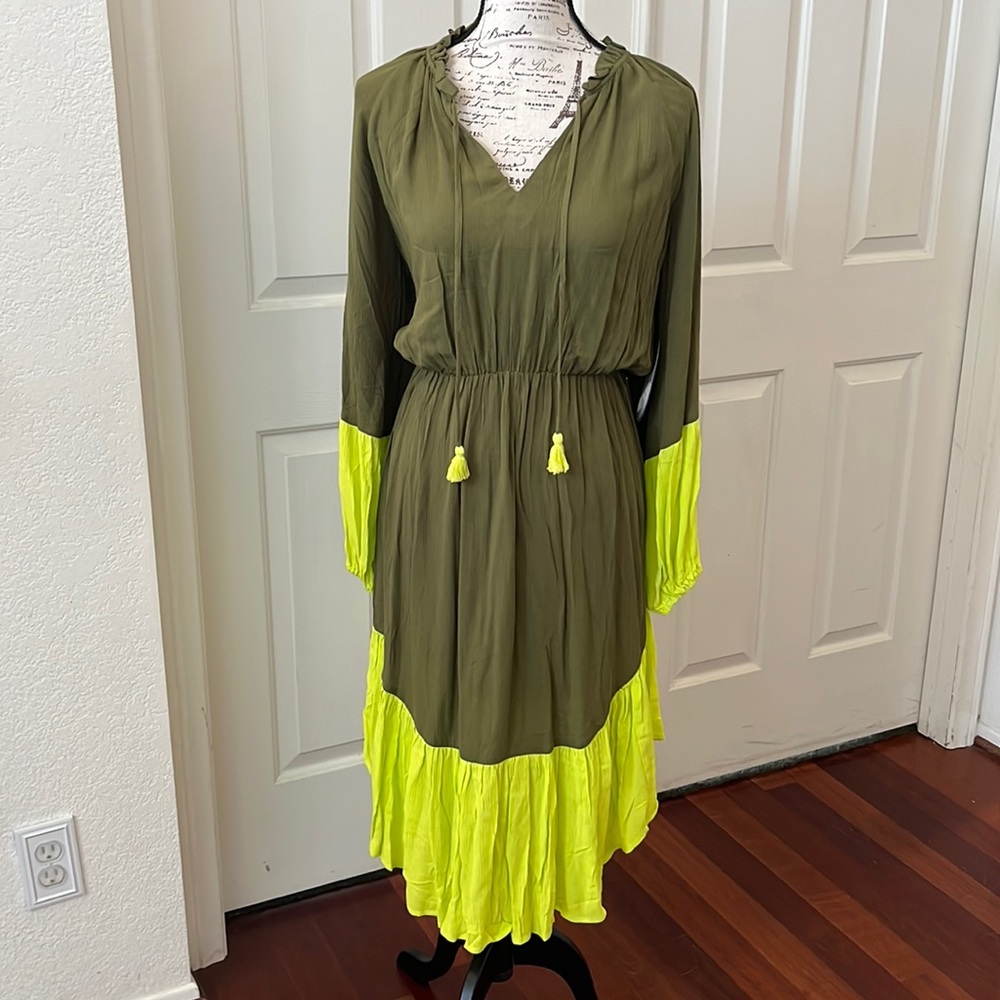 Scoop NYC Olive and Neon Yellow Midi Dress